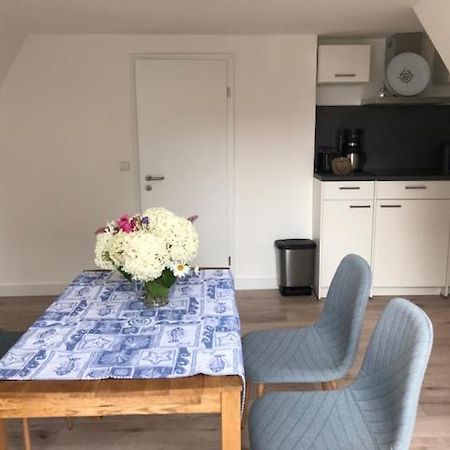 Die Graefin Auf Ruegen - Ferienappartements Parchtitz Εξωτερικό φωτογραφία