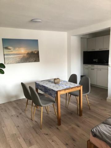 Die Graefin Auf Ruegen - Ferienappartements Parchtitz Εξωτερικό φωτογραφία