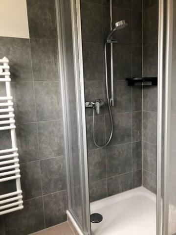 Die Graefin Auf Ruegen - Ferienappartements Parchtitz Εξωτερικό φωτογραφία